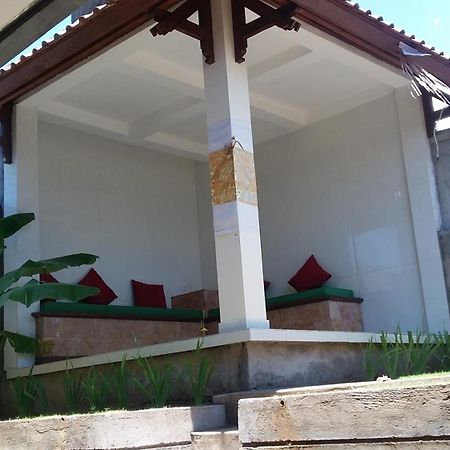 Barong Cafe Bungalow And Restaurant Amed Quarto foto